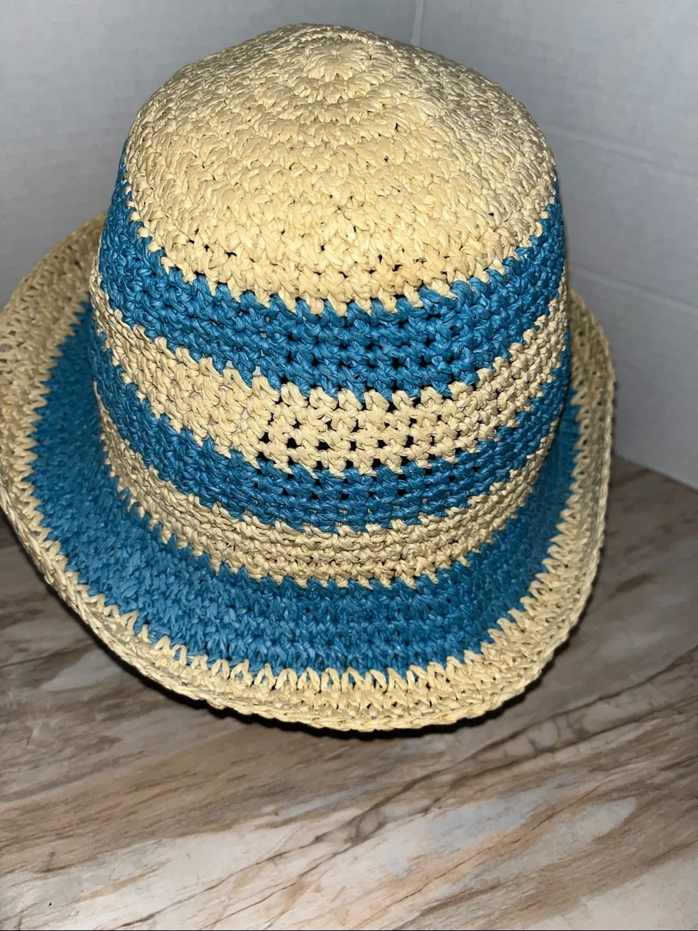 H&M Blue and Cream Striped Crochet Bucket Sun Hat Sz S